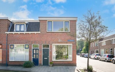 Van der Helststraat 48