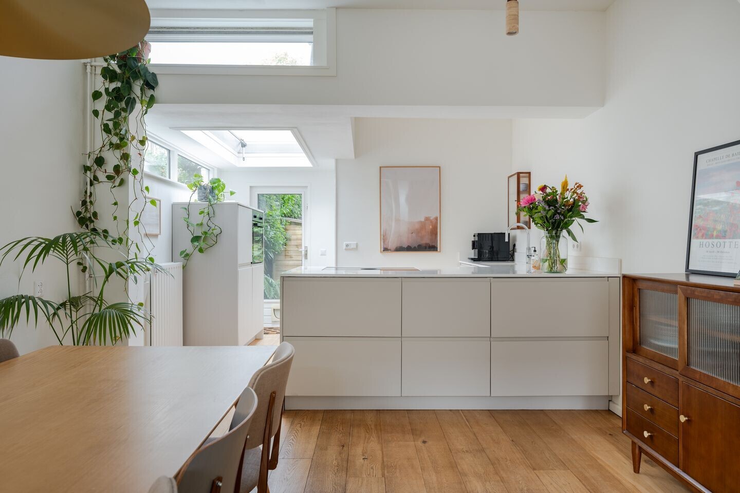 Hoekwoning te koop: Pieter de Hooghstraat 1, Utrecht
