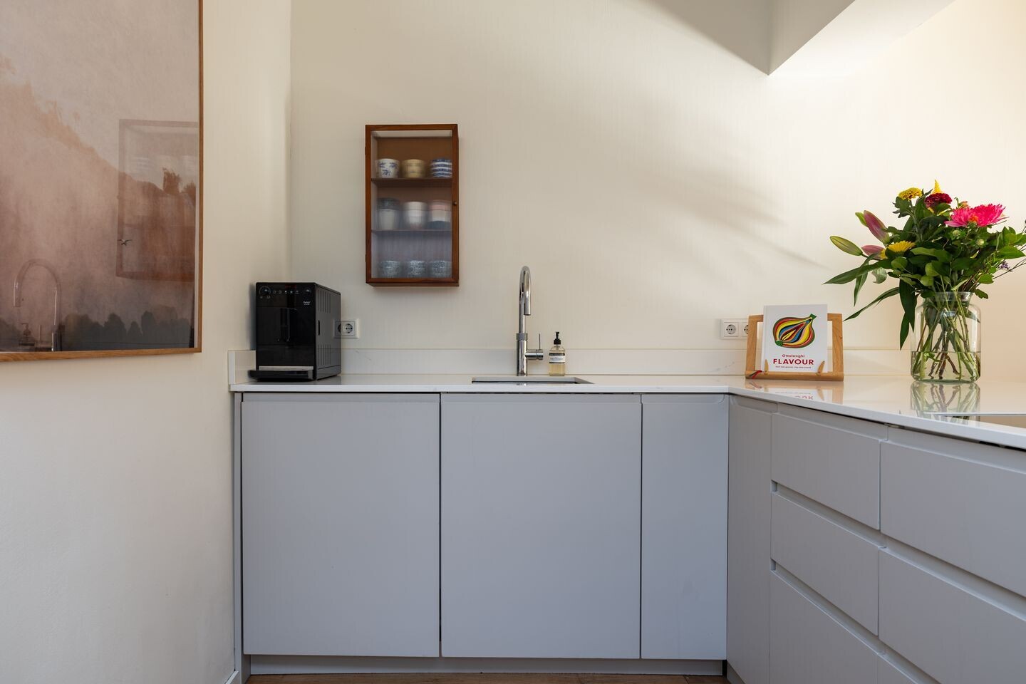 Hoekwoning te koop: Pieter de Hooghstraat 1, Utrecht