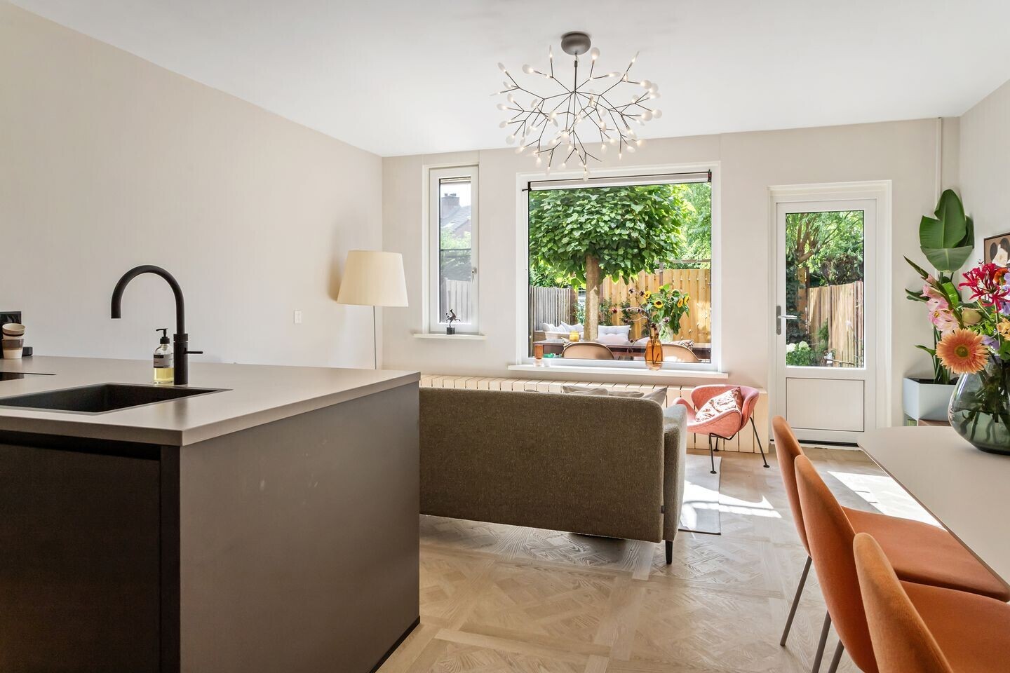 Appartement te koop: Eduard Verkadelaan 117, Utrecht