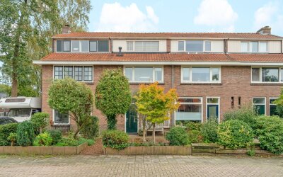 Kortelaan 44