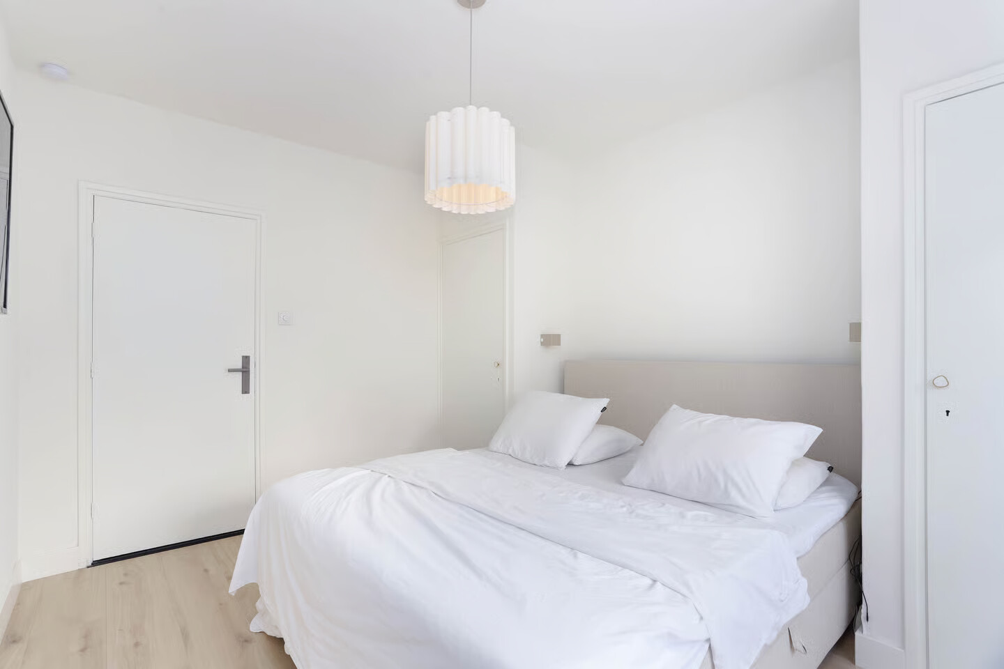 Tussenwoning te koop: Adriaan van Ostadestraat 10, Maarssen