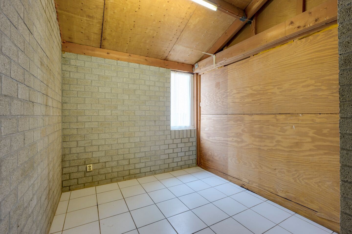 Twee-onder-één-kap te koop: Van Hogendorpstraat 15, Maarssen