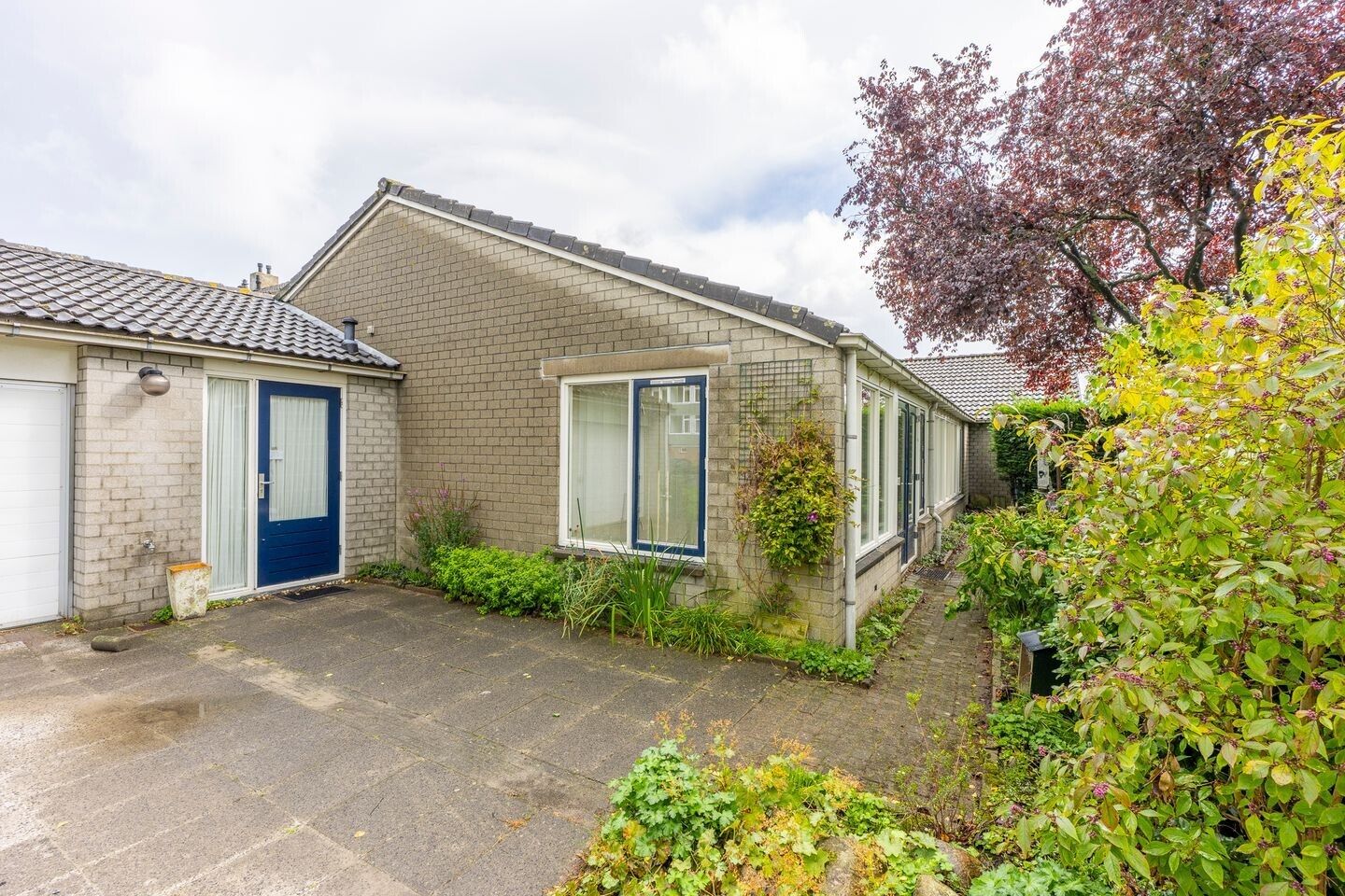 Twee-onder-één-kap te koop: Van Hogendorpstraat 15, Maarssen