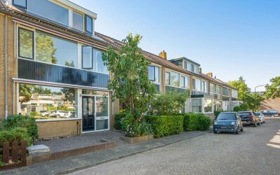 Van Houtenstraat 7