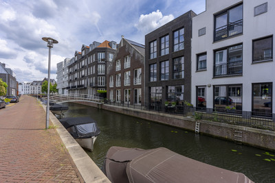 Dr. R. van Lutterveltstraat 20