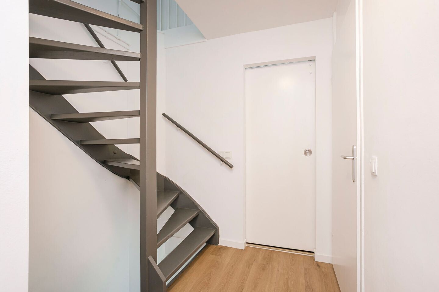 Tussenwoning te koop: Zebraspoor 165, Maarssen