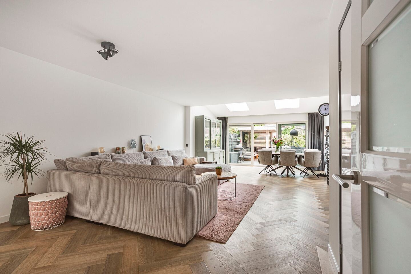 Tussenwoning te koop: Valkenkamp 421, Maarssen