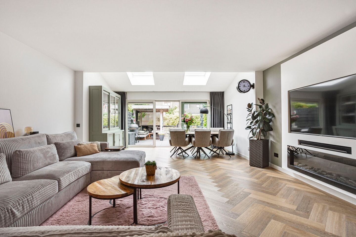 Tussenwoning te koop: Valkenkamp 421, Maarssen