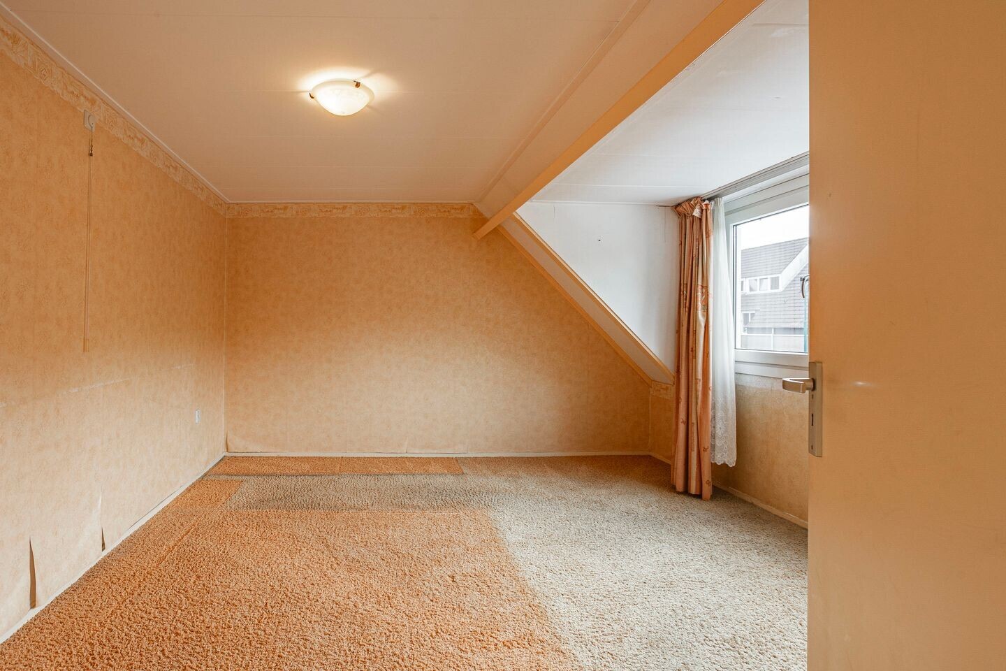 Tussenwoning te koop: Zwanenkamp 3, Maarssen