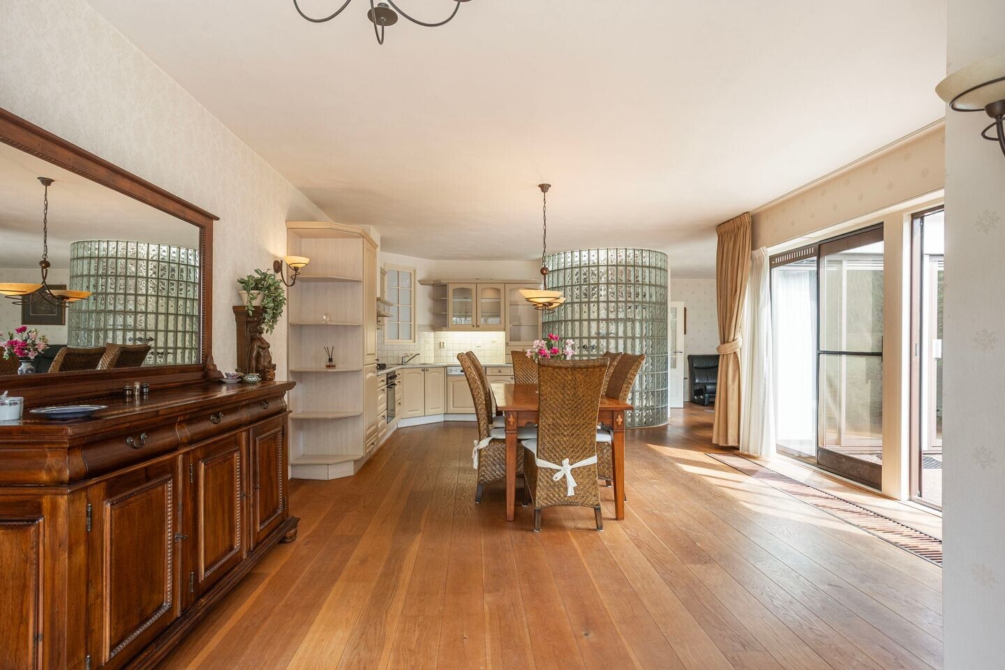 Tussenwoning te koop: Zwanenkamp 3, Maarssen