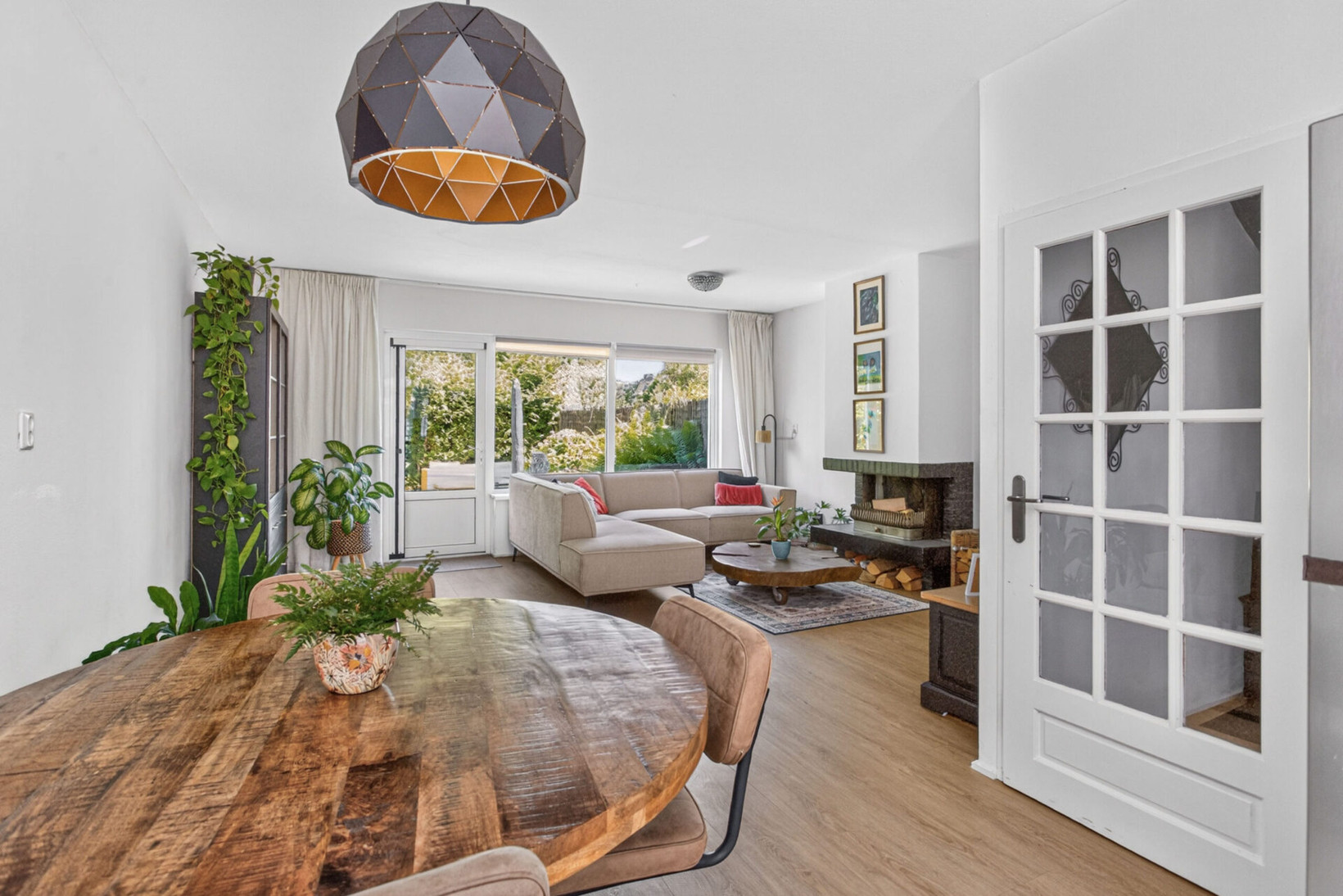 Tussenwoning te koop: Duivenkamp 811, Maarssen