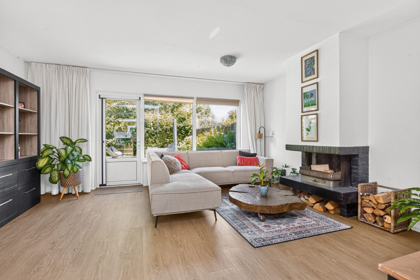Tussenwoning te koop: Duivenkamp 811, Maarssen