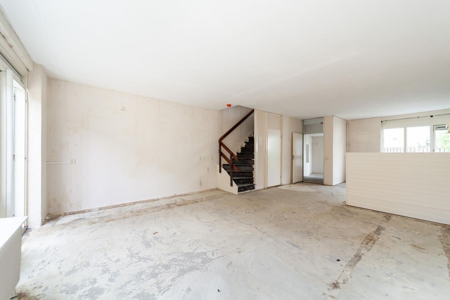 Tussenwoning te koop: Bloemstede 282, Maarssen