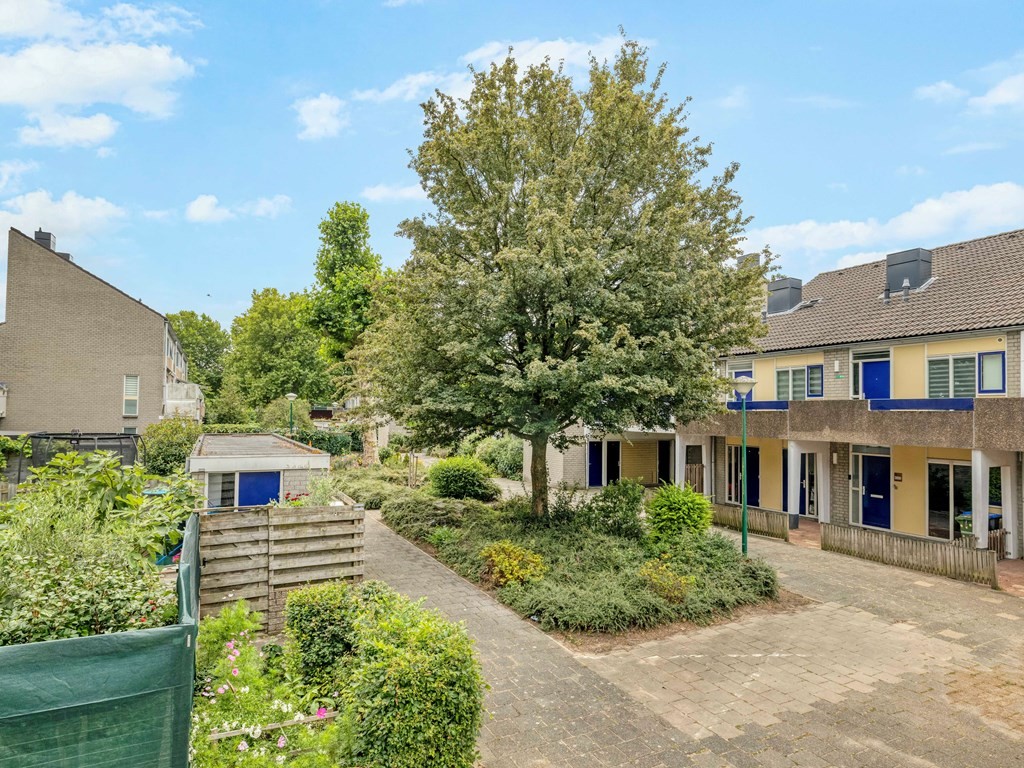Appartement te koop: Bloemstede 688, Maarssen