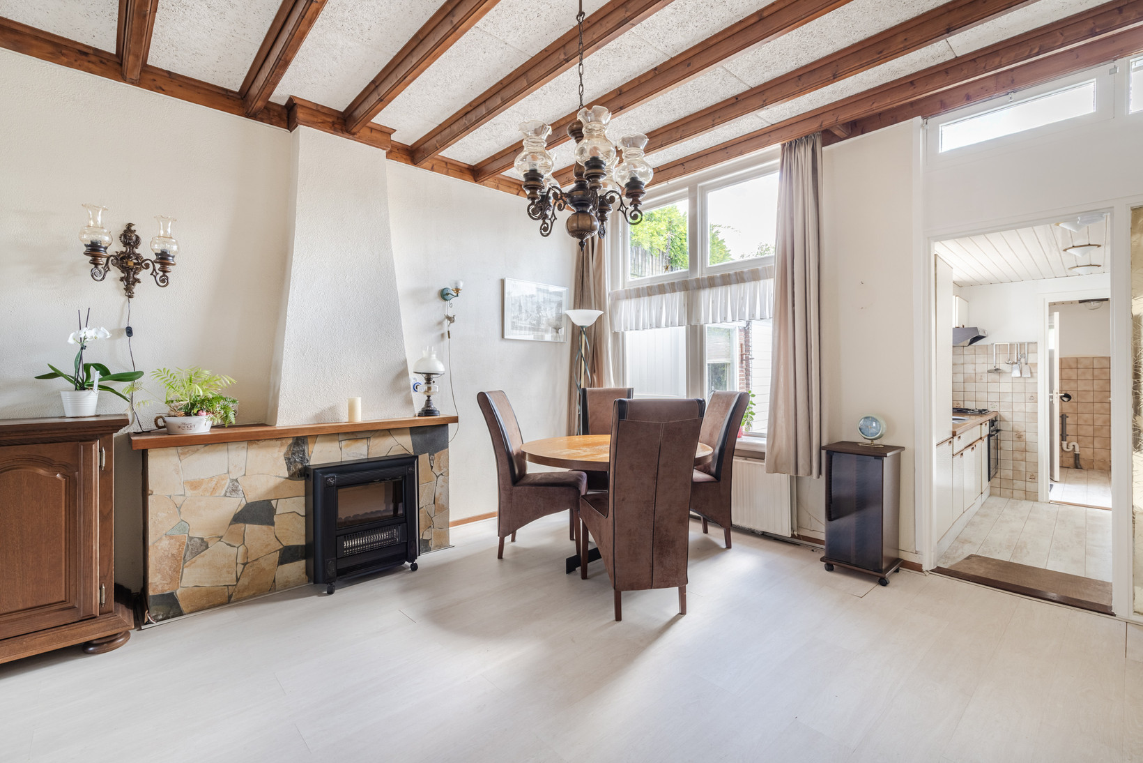 Hoekwoning te koop: Herenstraat 68, Breukelen