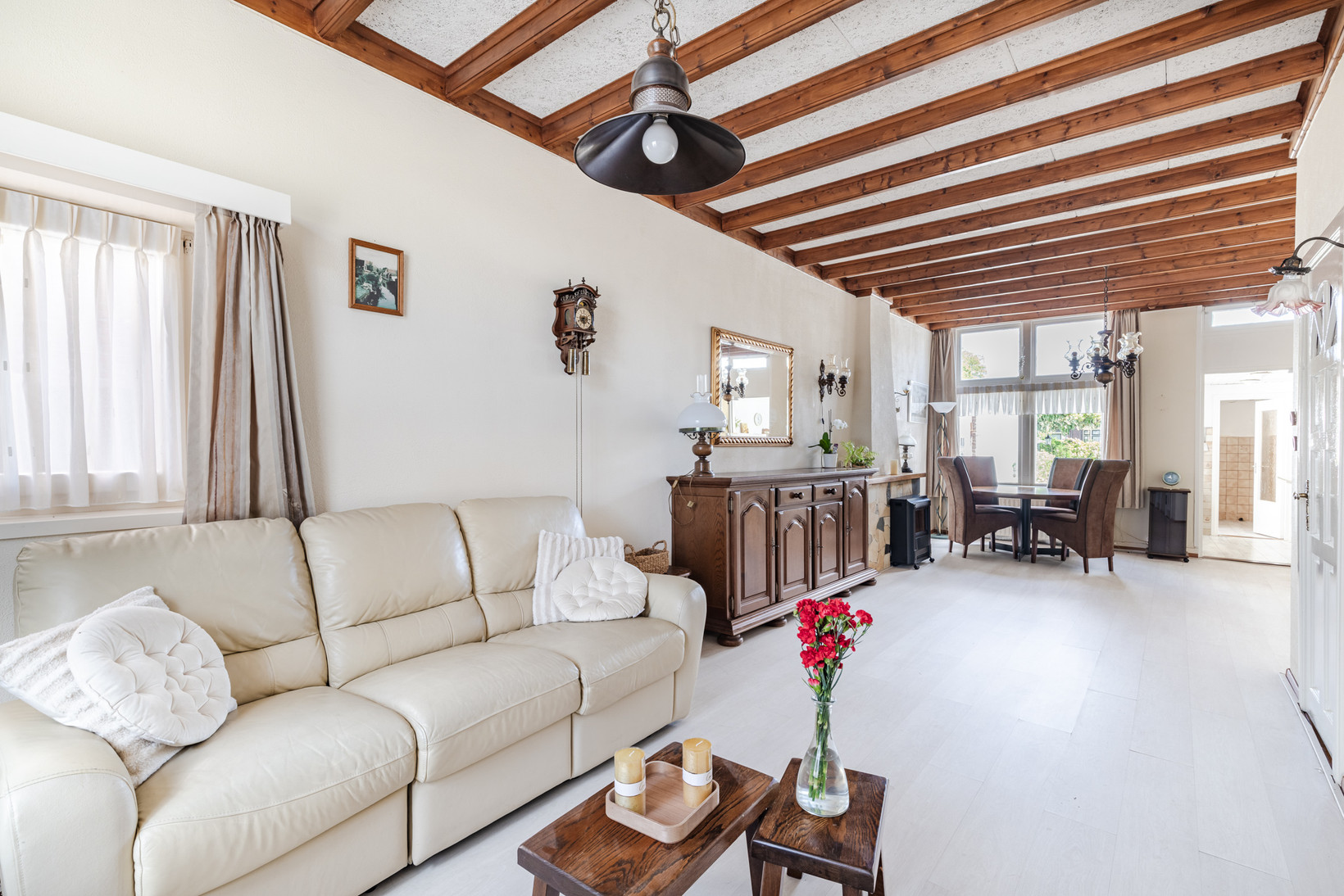 Hoekwoning te koop: Herenstraat 68, Breukelen