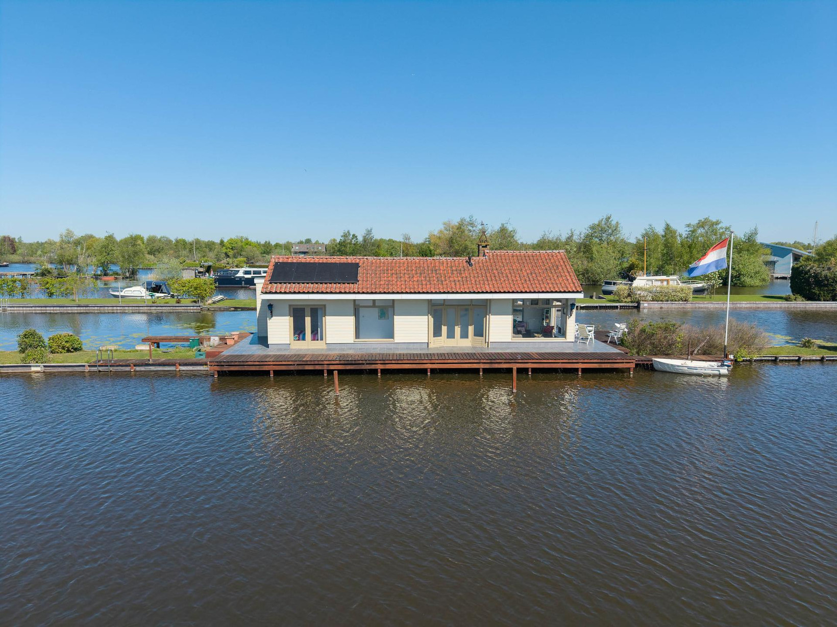 Vrijstaande woning te koop: De Plassen Noord 283, Breukelen