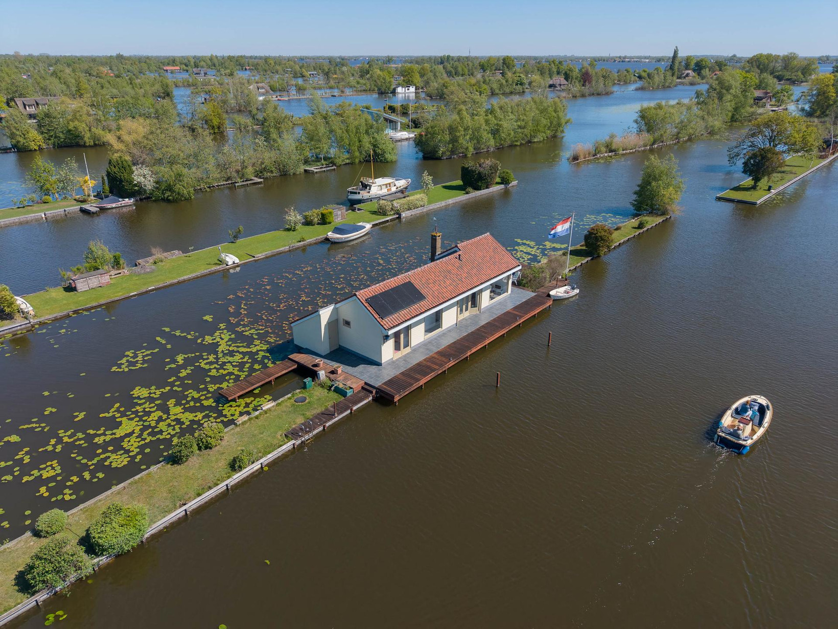 Vrijstaande woning te koop: De Plassen Noord 283, Breukelen