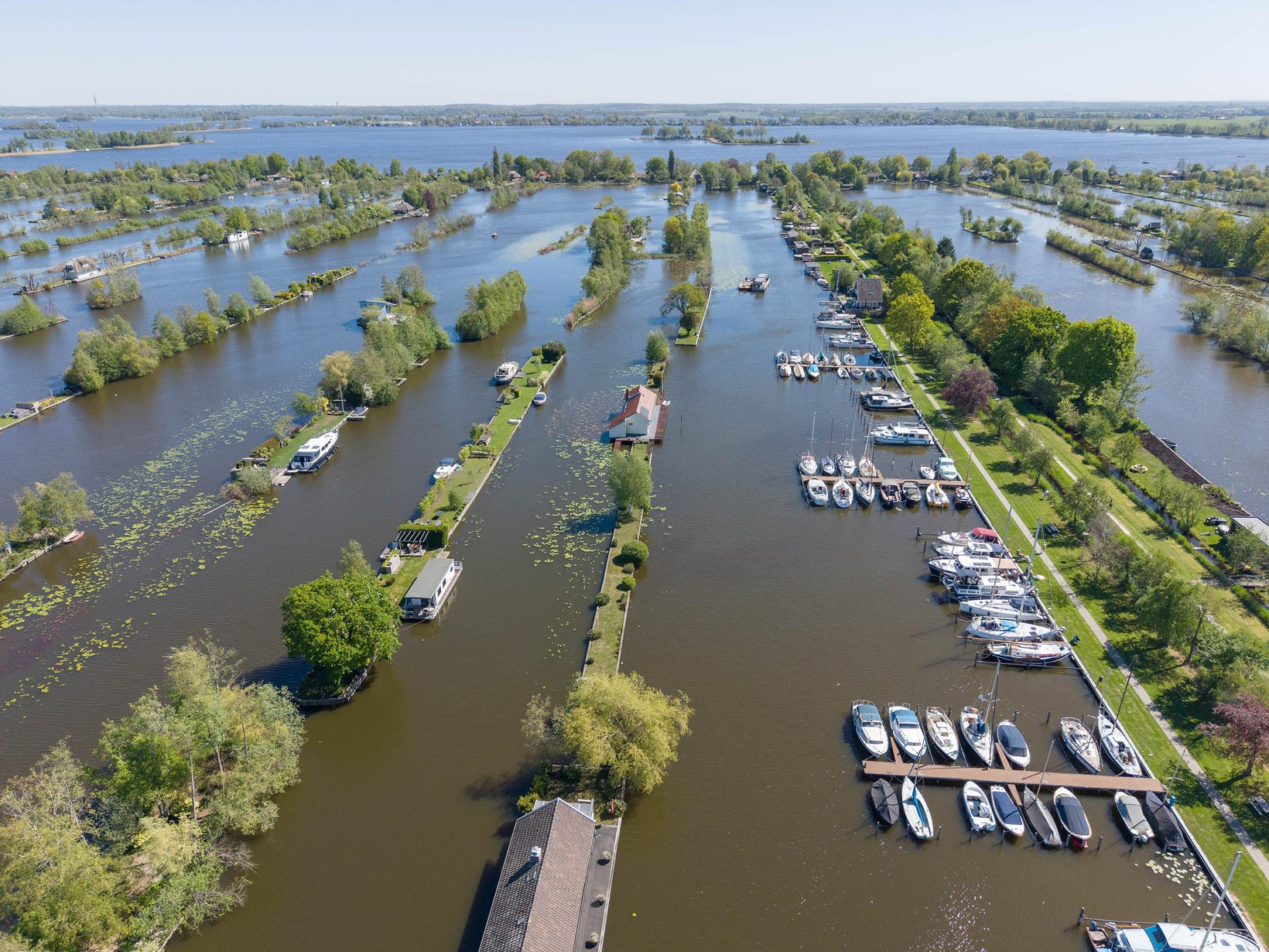 Vrijstaande woning te koop: De Plassen Noord 283, Breukelen
