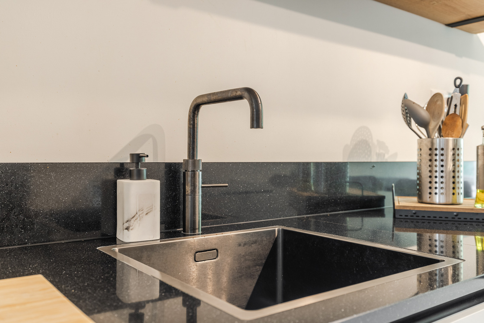 Appartement te koop: Gerard Splinter van Ruwiellaan 24, Breukelen