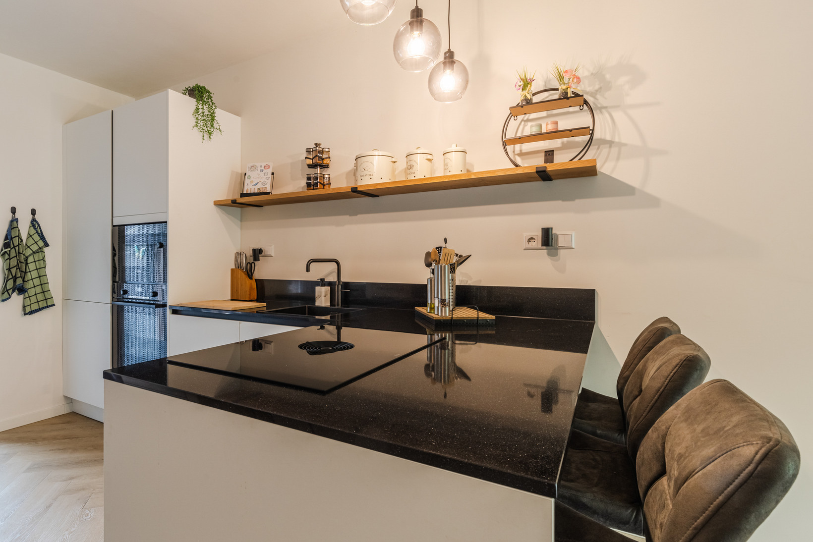 Appartement te koop: Gerard Splinter van Ruwiellaan 24, Breukelen