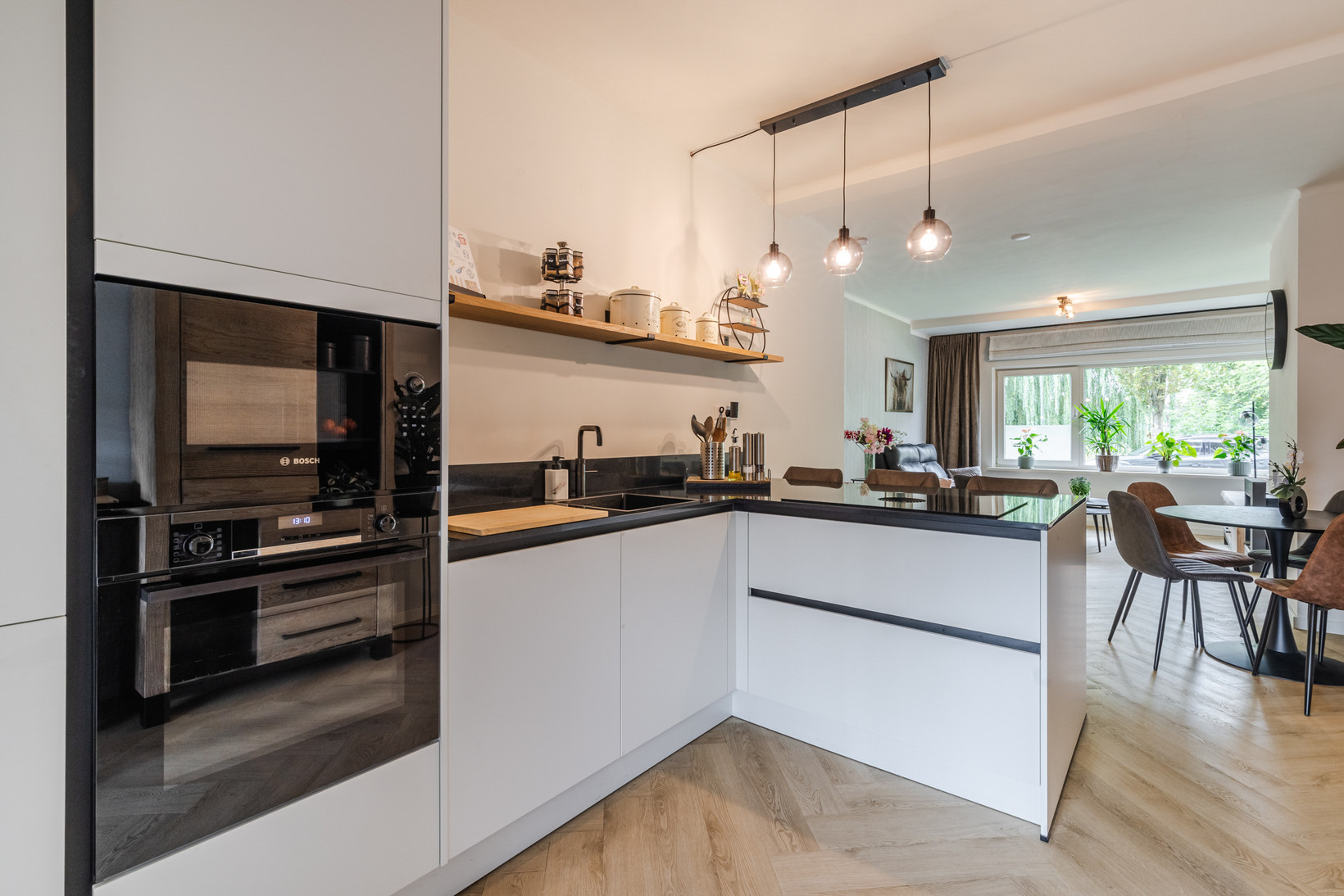 Appartement te koop: Gerard Splinter van Ruwiellaan 24, Breukelen