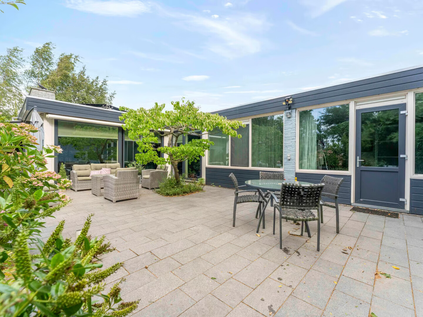 Hoekwoning te koop: Linnaeusdreef 66, Breukelen