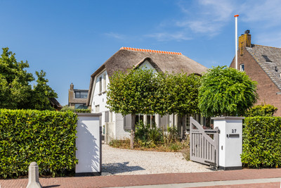 Dorpsstraat 27