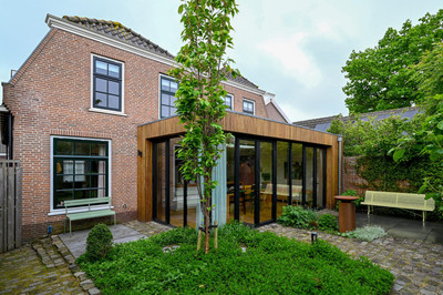 Voorstraat 6