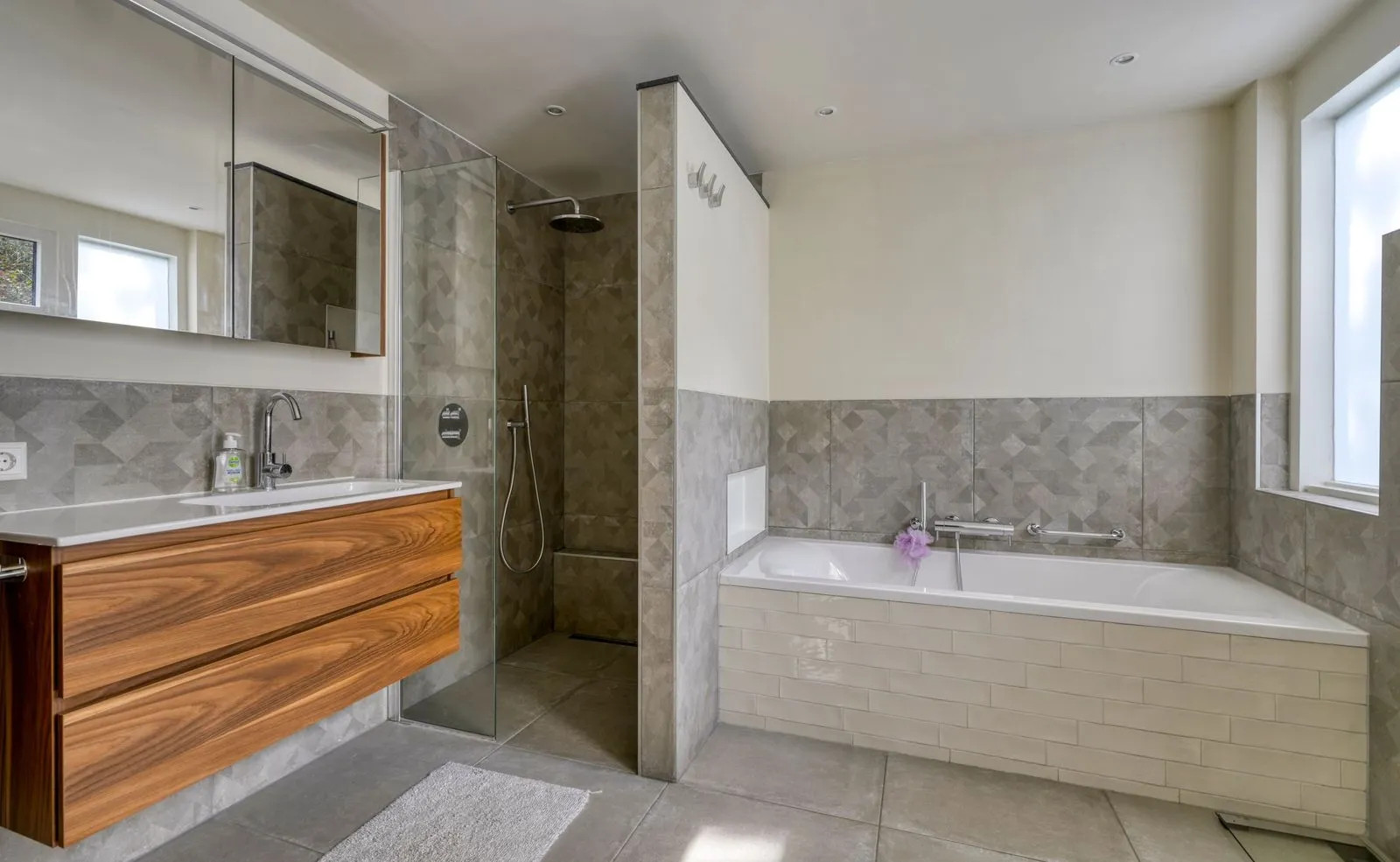 Vrijstaande woning te koop: Wagendijk 19A, Kockengen