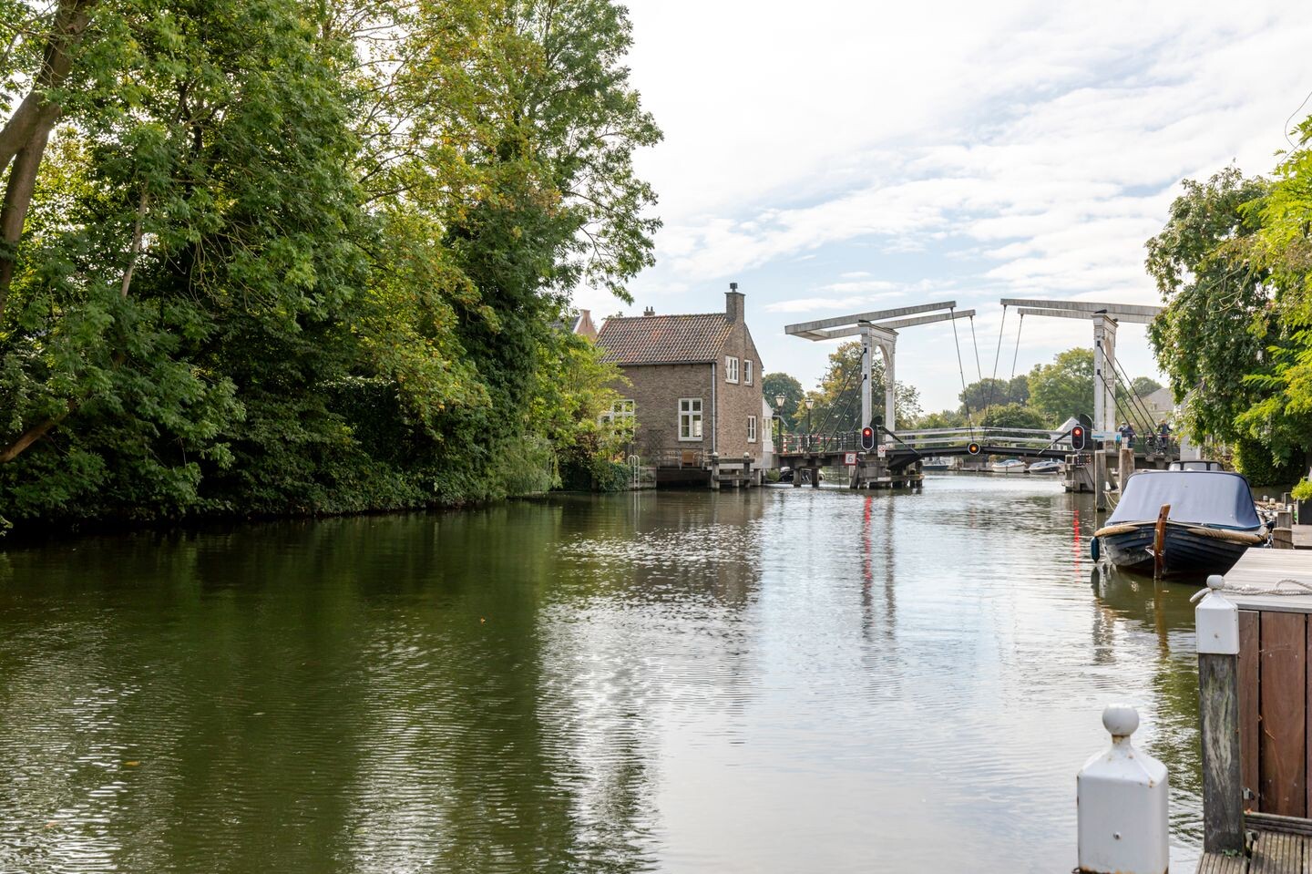 Hoekwoning te koop: Dorpsstraat 74, Loenen Aan De Vecht