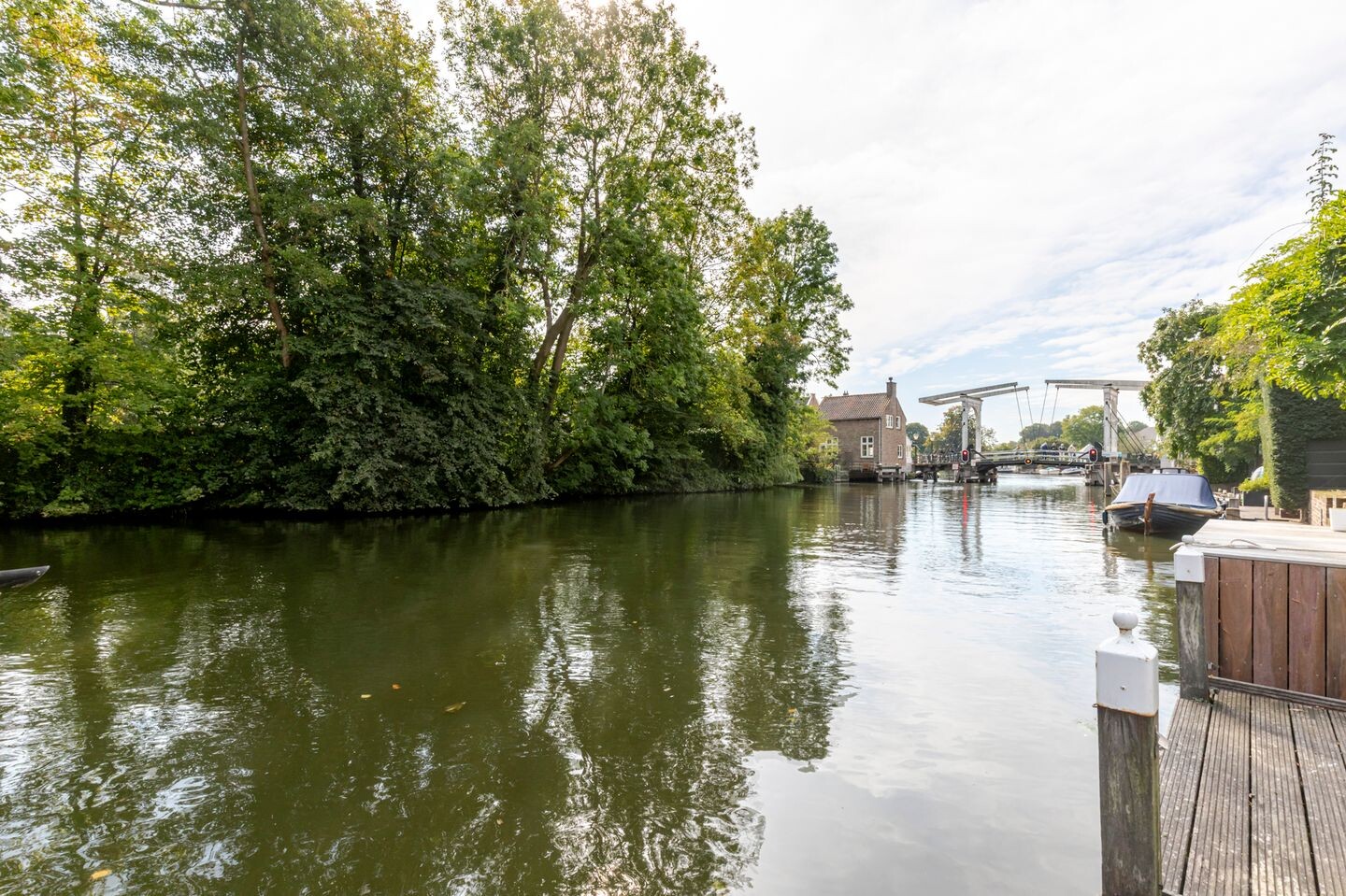 Hoekwoning te koop: Dorpsstraat 74, Loenen Aan De Vecht