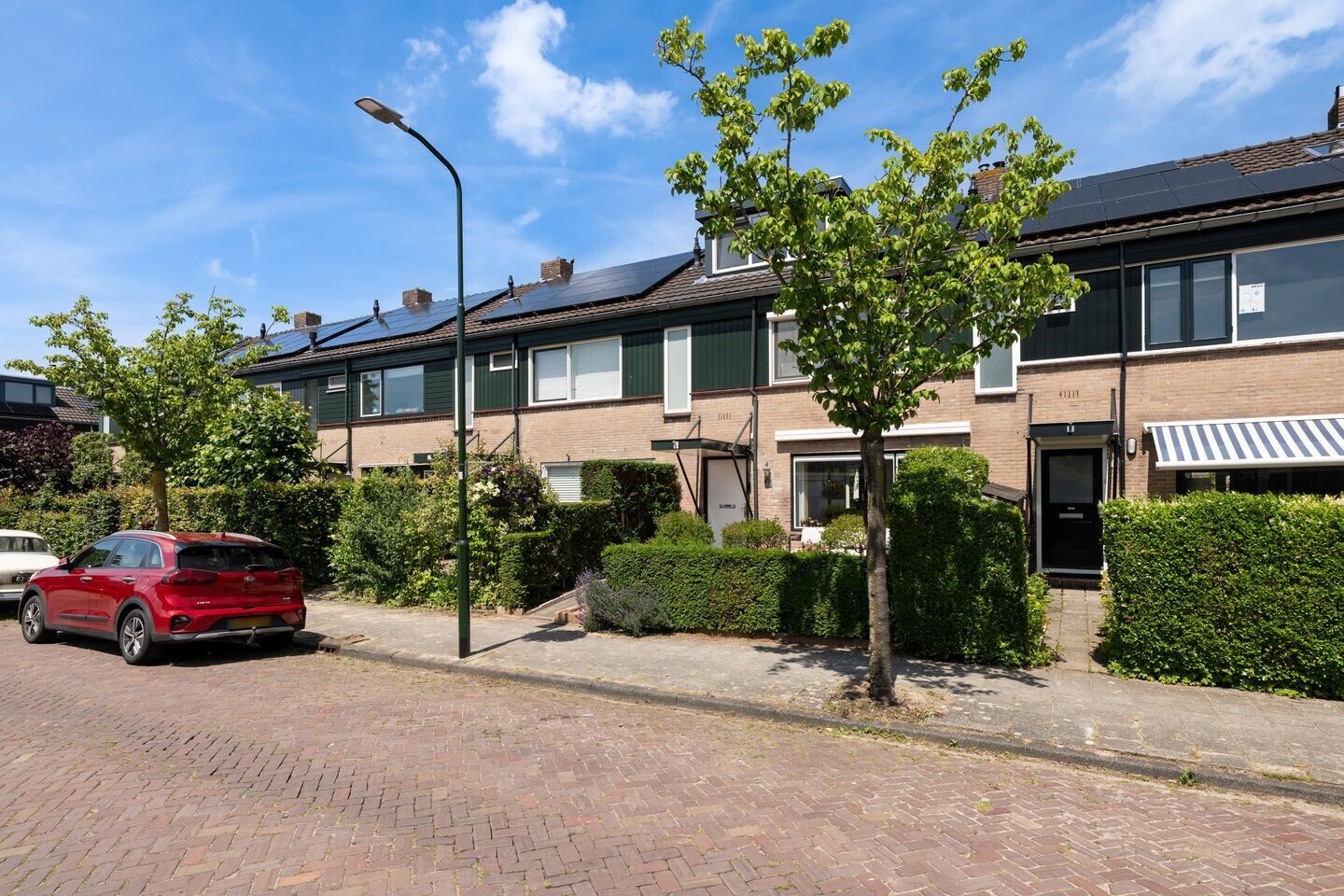 Tussenwoning te koop: Vredelantstraat 10, Vreeland