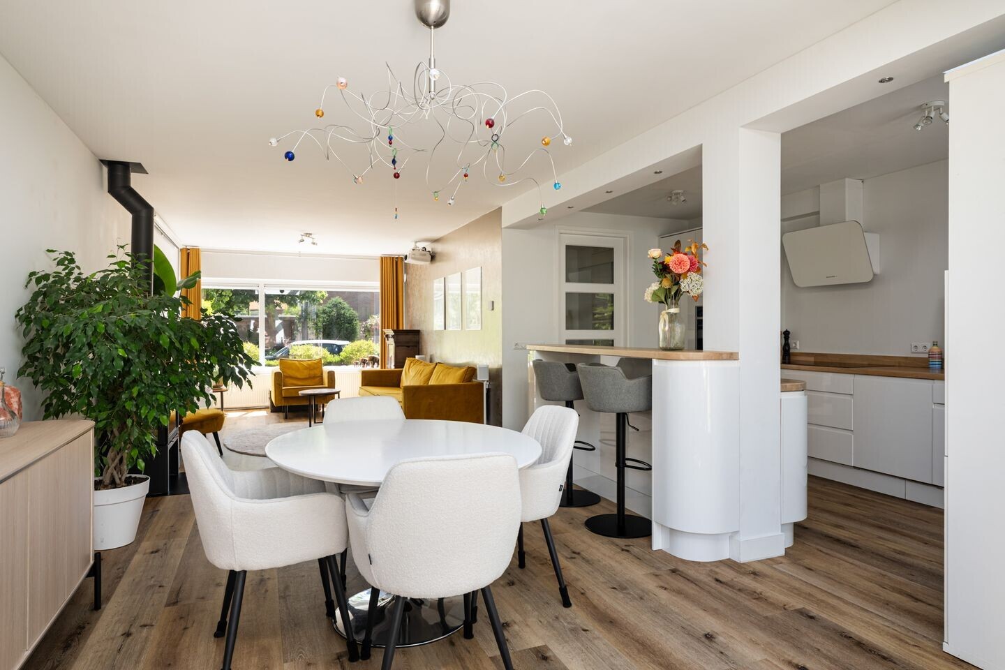 Tussenwoning te koop: Vredelantstraat 10, Vreeland
