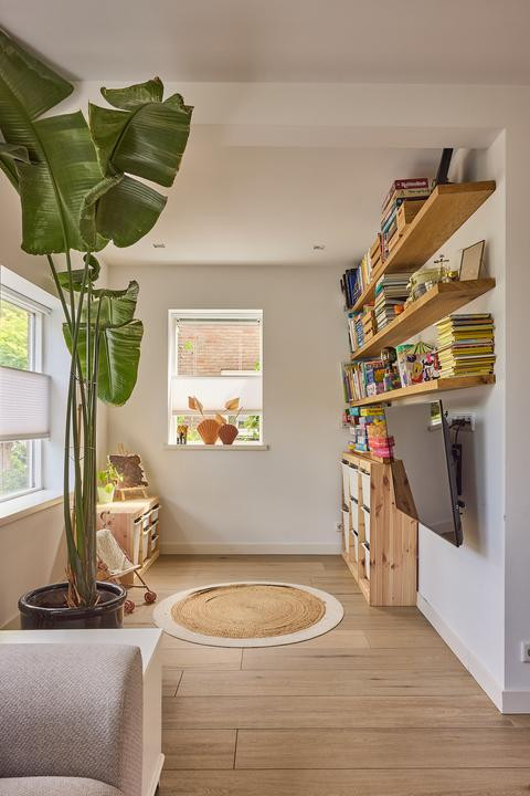 Twee-onder-één-kap te koop: Voorburgstraat 36, Loenersloot