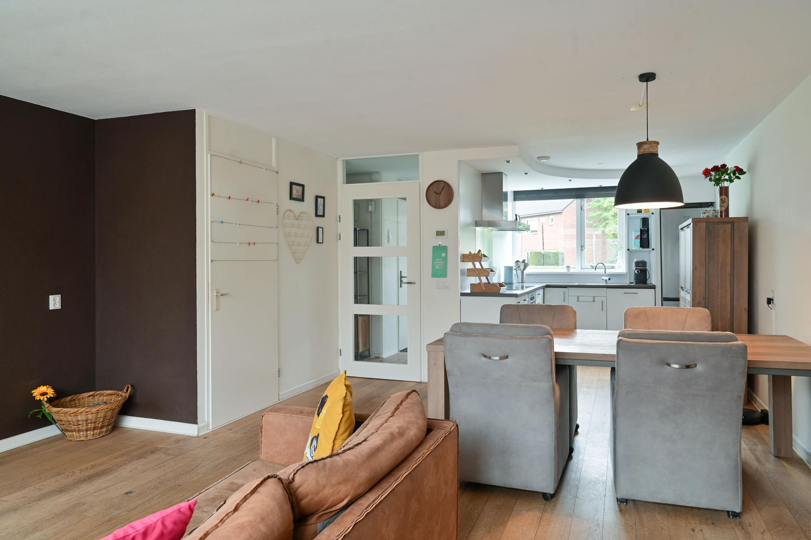 Tussenwoning te koop: de Borsaliastraat 27, Mijdrecht