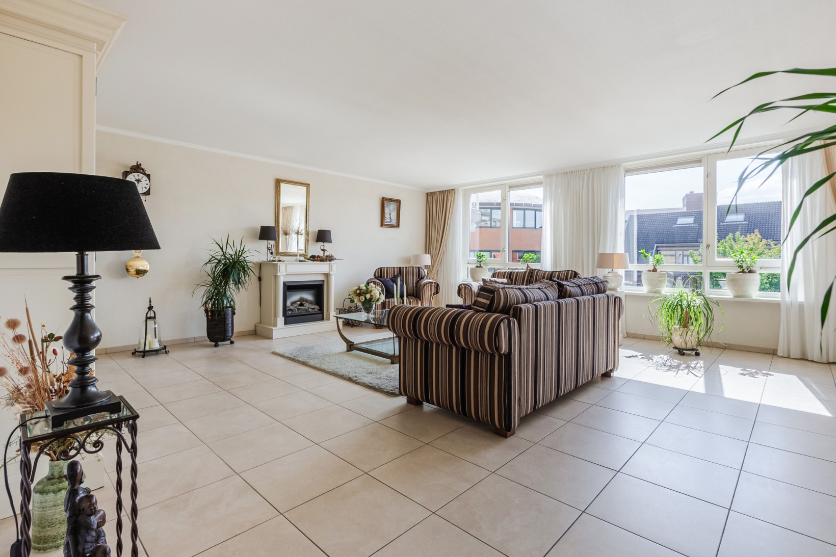 Appartement te koop: Raadhuisplein 38, Mijdrecht