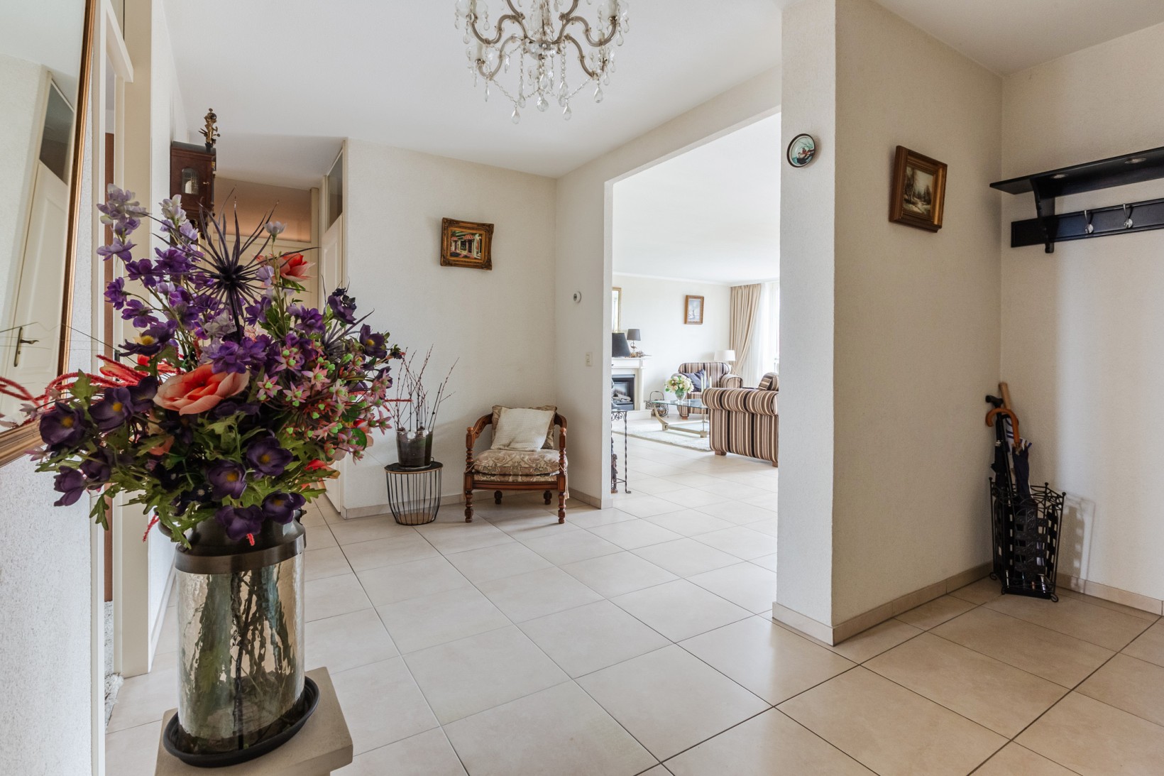 Appartement te koop: Raadhuisplein 38, Mijdrecht