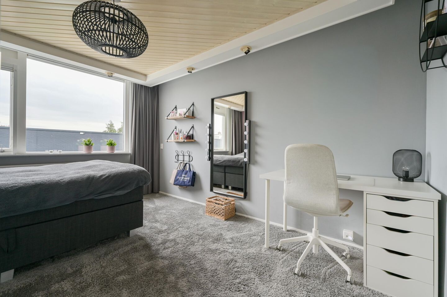 Tussenwoning te koop: Ambachtsherensingel 8A, Mijdrecht
