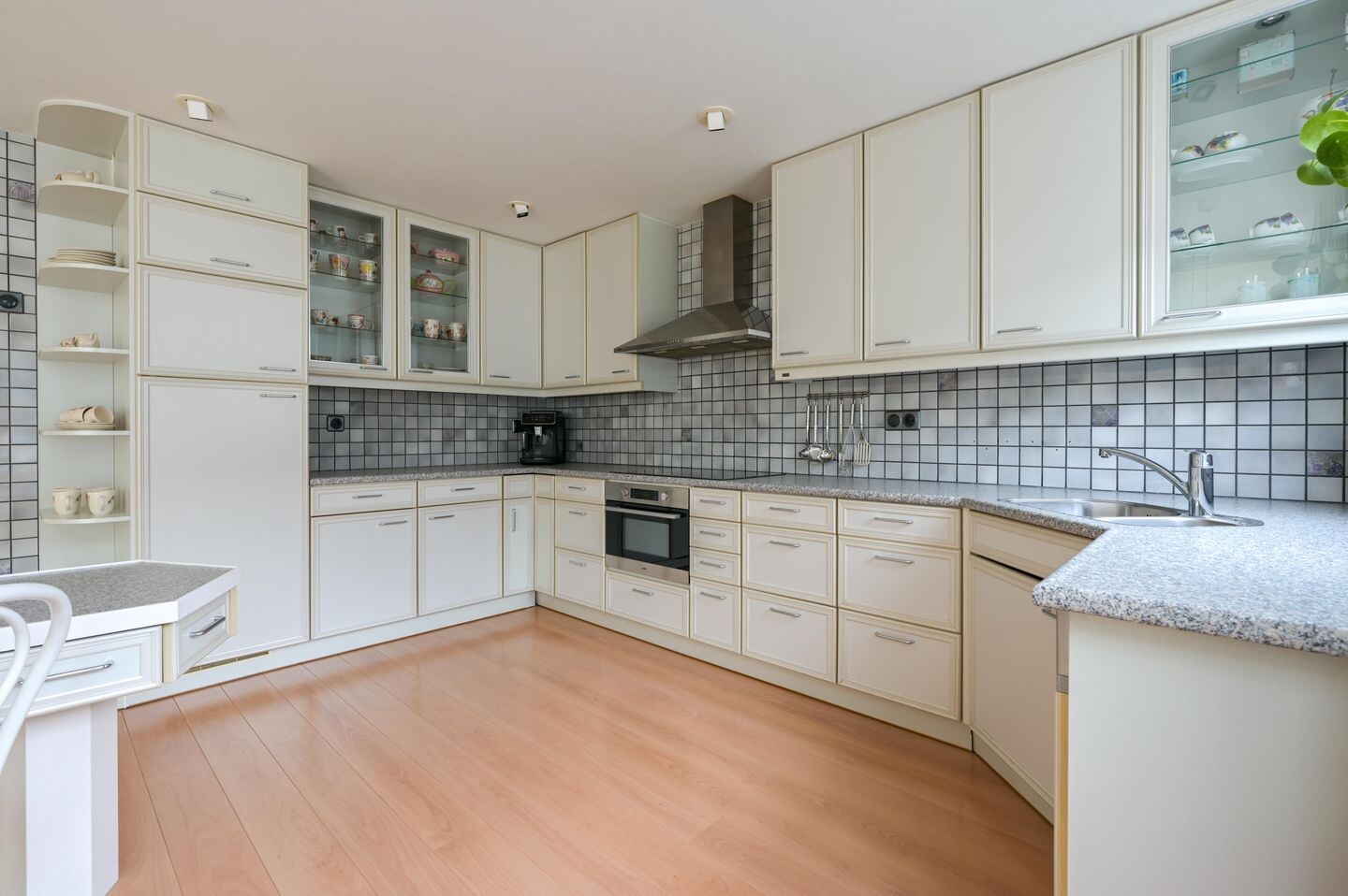 Tussenwoning te koop: Ambachtsherensingel 8A, Mijdrecht