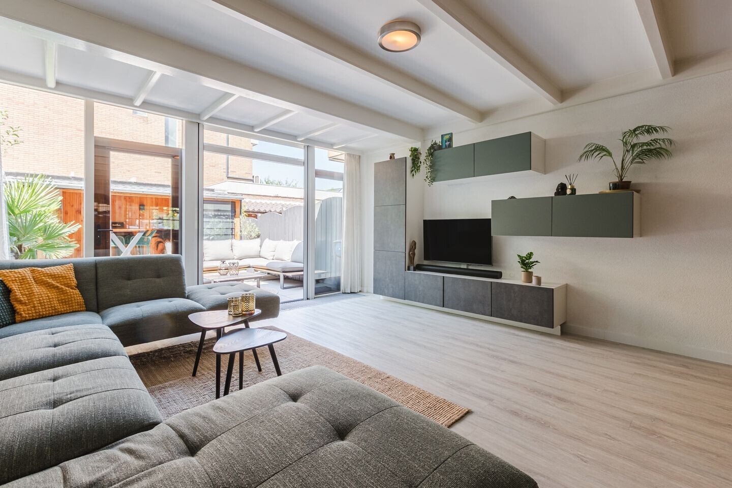 Tussenwoning te koop: Zilveren Rijder 3, Mijdrecht