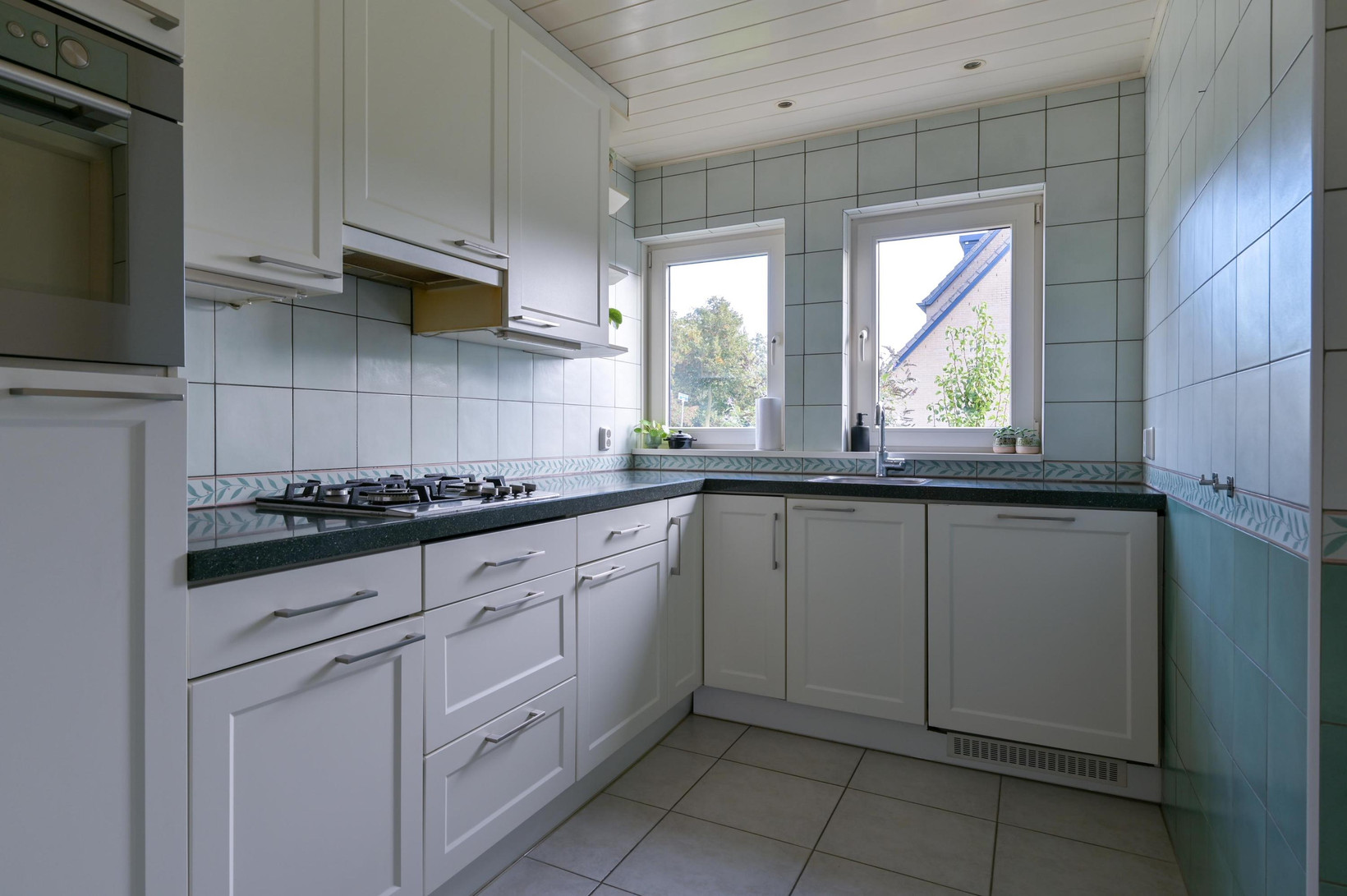 Hoekwoning te koop: Hoofdweg 65, Mijdrecht