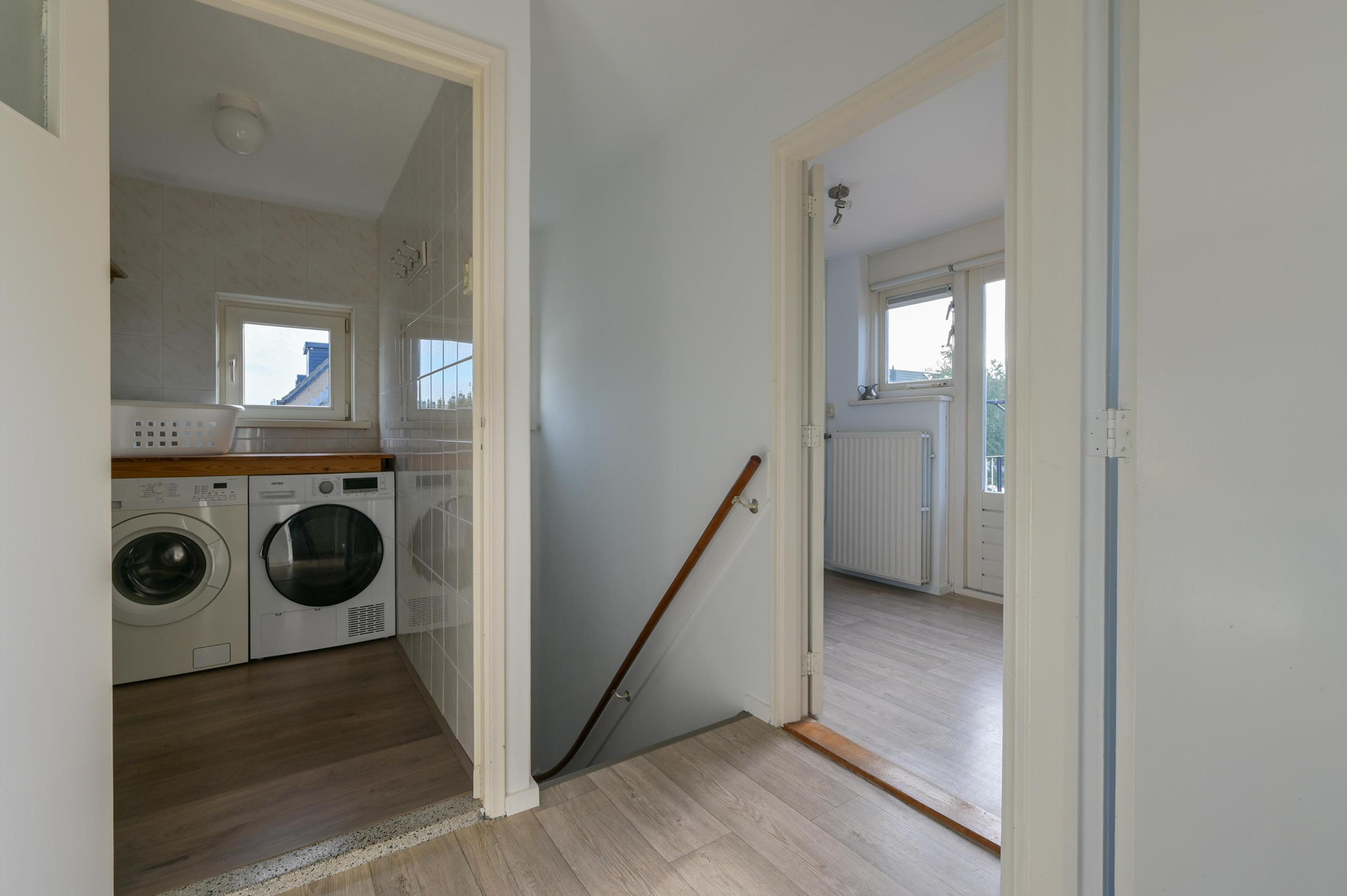 Hoekwoning te koop: Hoofdweg 65, Mijdrecht