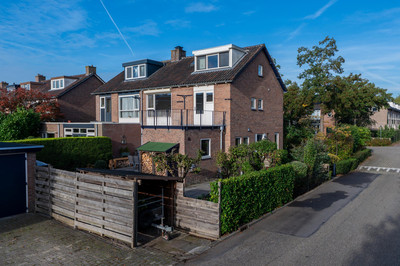 Hoofdweg 65