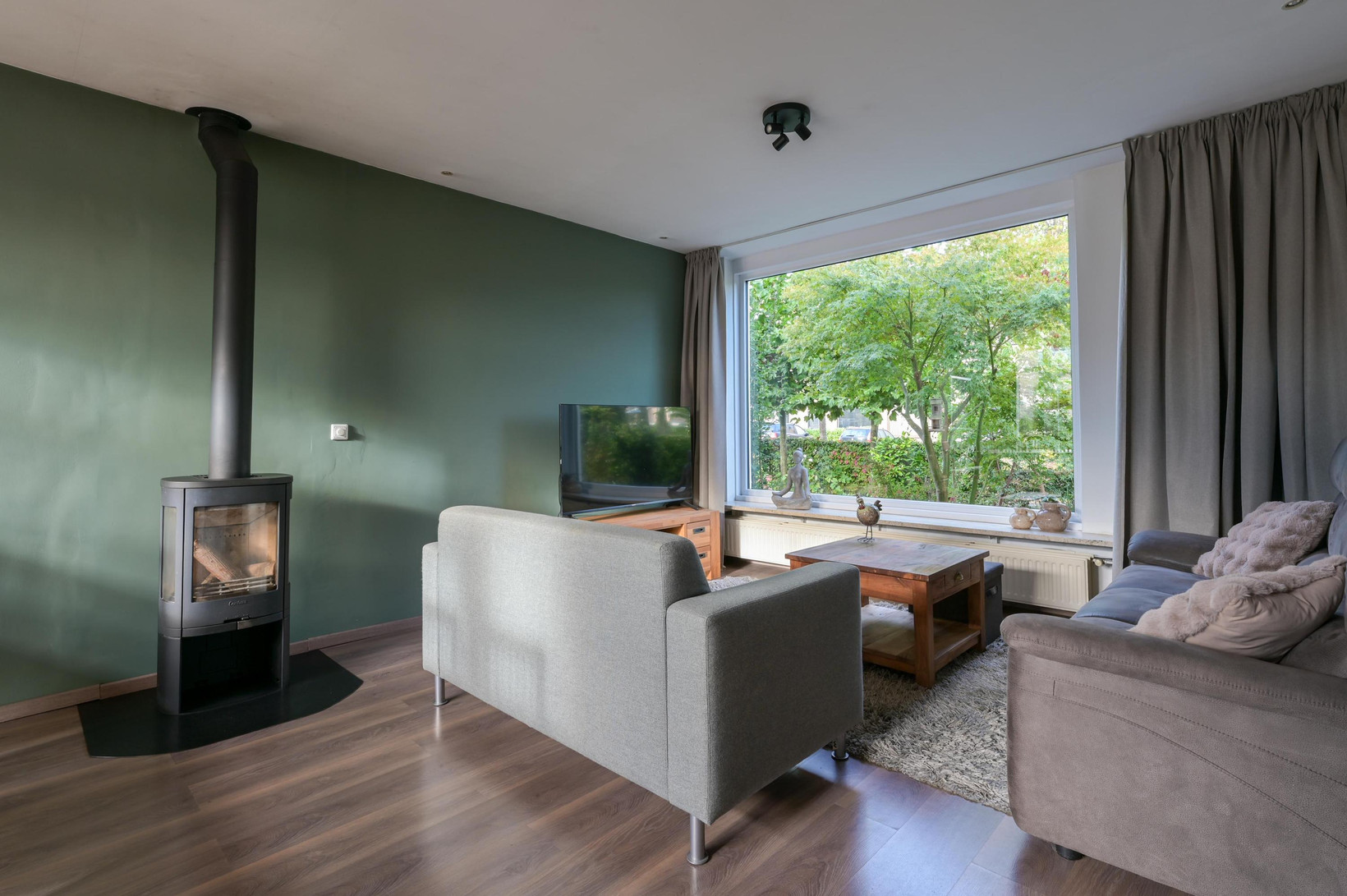 Hoekwoning te koop: Hoofdweg 65, Mijdrecht