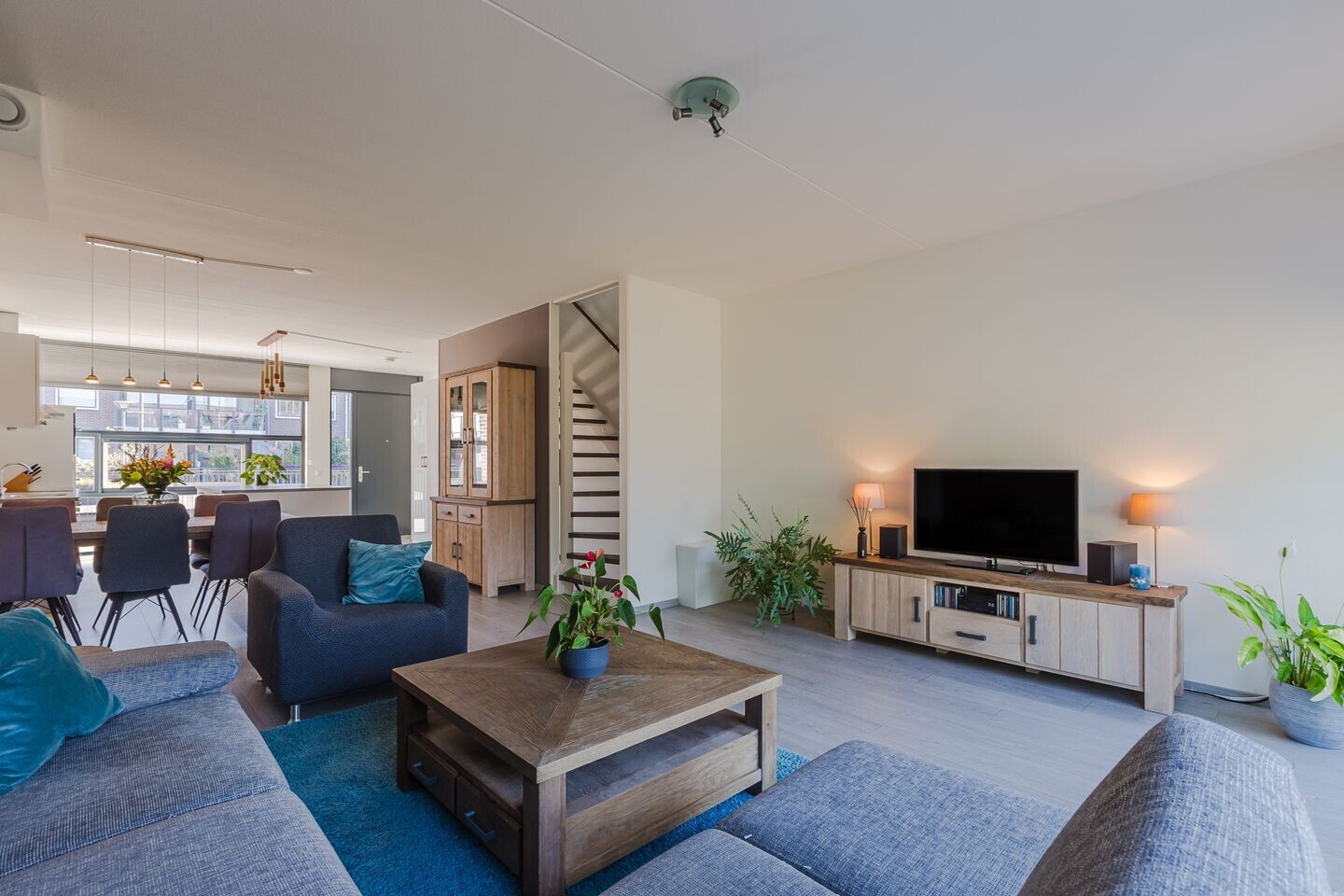 Tussenwoning te koop: Zwaluw 11, Mijdrecht