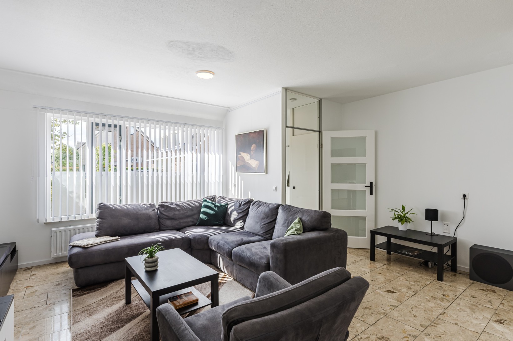 Tussenwoning te koop: Scholekster 42, Mijdrecht