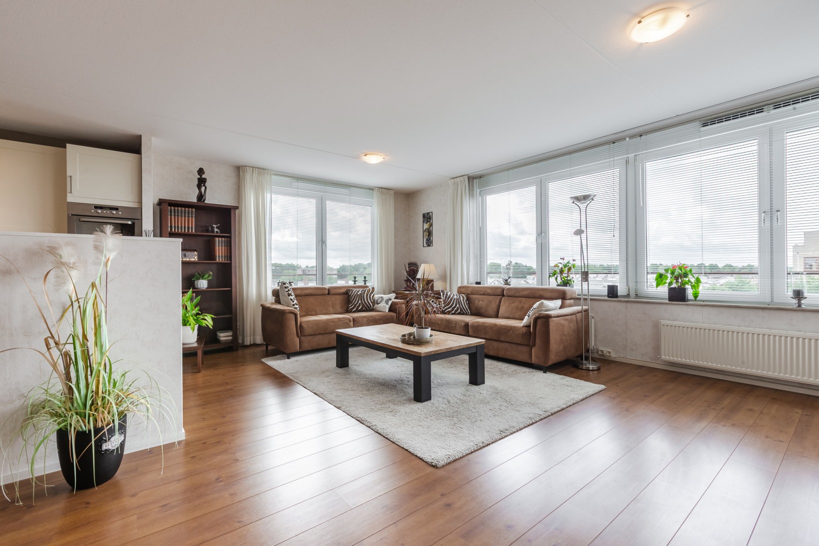 Appartement te koop: Korenbloem 24, Mijdrecht