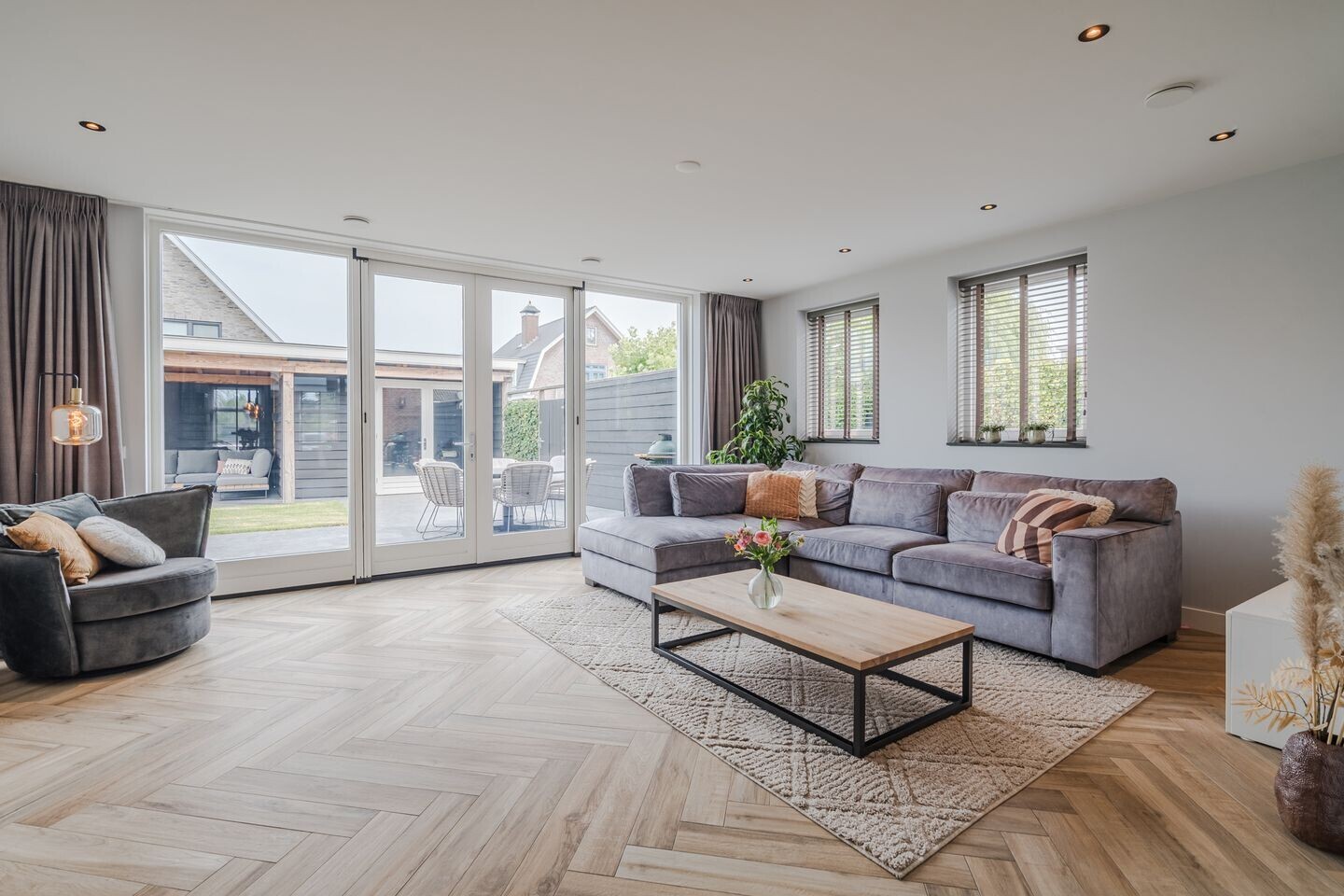 Vrijstaande woning te koop: Achterbos 8, Vinkeveen